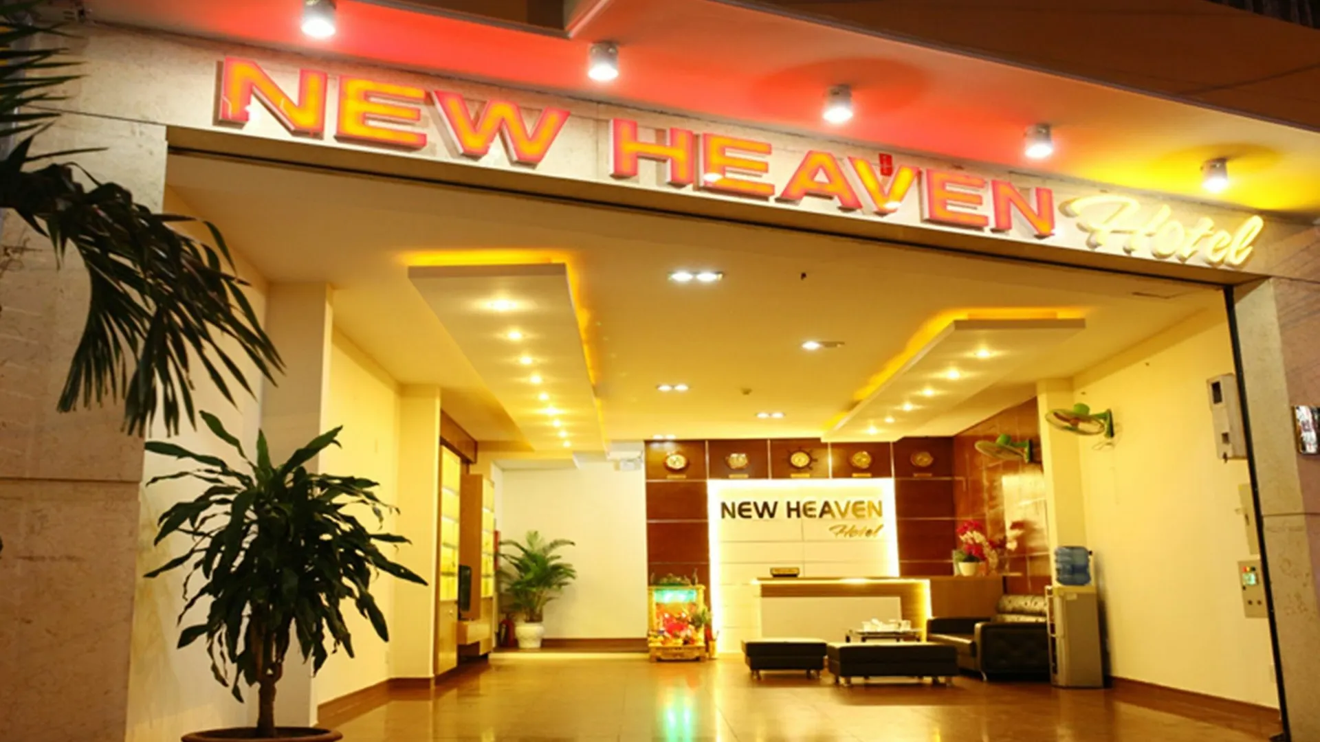 Heaven Hotel 岘港 越南