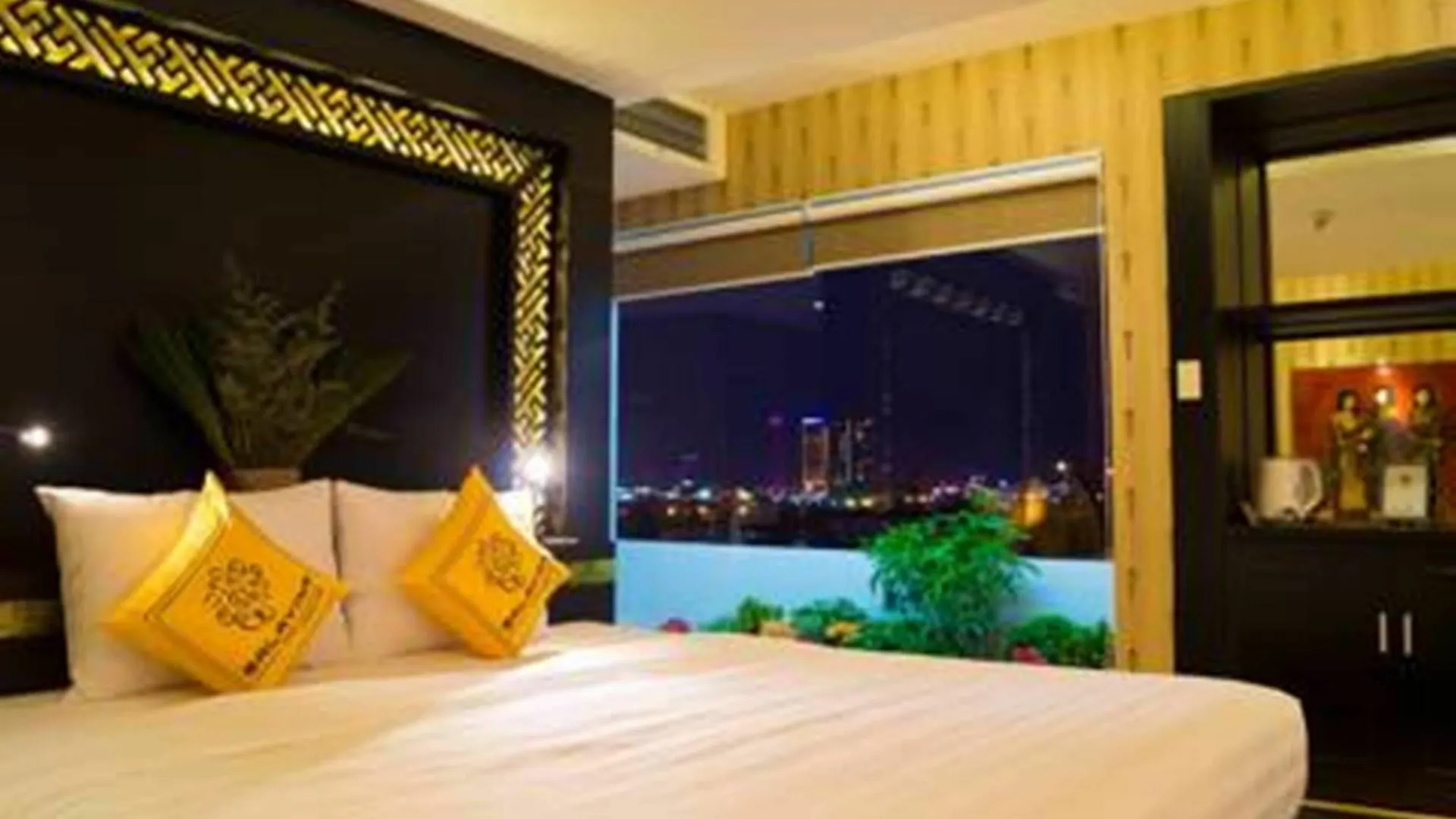 Heaven Hotel Da Nang